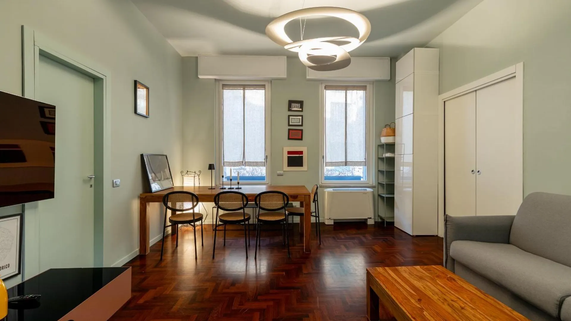 Cairoli Suite E Garage Milan 0*,  Italy